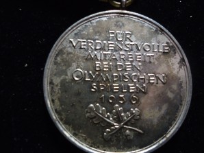 1936 Olympic Games Commemorative Medal image 3