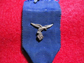 LUFTWAFFE 4 YEAR SERVICE MEDAL image 2