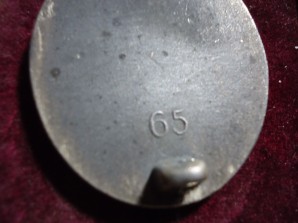 SILVER WOUND BADGE CASED MARKED 65 image 6