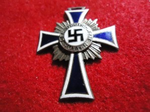 Cross of Honour of the German Mother SILVER image 3