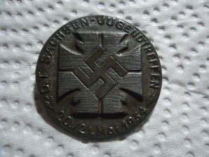 D.T. SACHSEN JUGENDTREFFEN MAY 1934 BADGE image 1