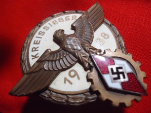 1938 HJ KREISSIEGER BADGE-G.BREHMER image 6