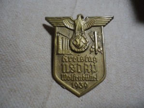 NSDAP KREISTAG WOLFEUBUTTEL 1939 BADGE image 1