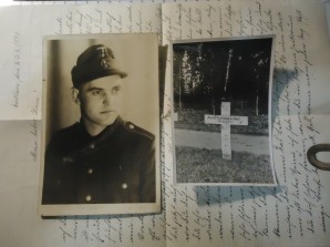 German Soldier Photo Letter and Grave image 1