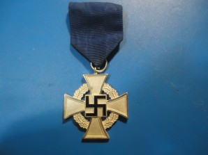 German 25 Year Faithful Service Cross image 1