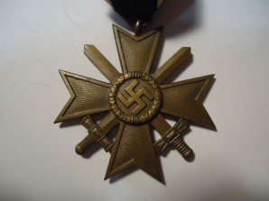 German War Merit Cross 2nd Class #12 FRANK &REIF image 3