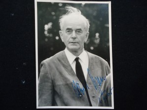 Albert Speer Autograph-Signed Photo 1967 image 1