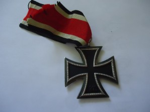 WW2 Iron Cross 2 Cl. Rare Round 3 Thick Version image 4