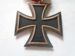 Iron Cross 2nd Class Maker Marked 27 (MINTY) image 3