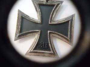 WW2 German Iron Cross *MINTY* image 5